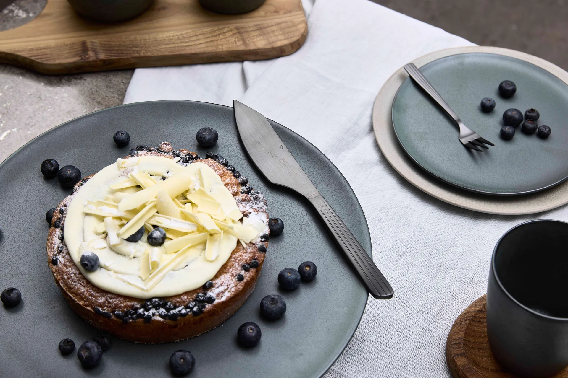 Raw cake knife, Black matte Aida