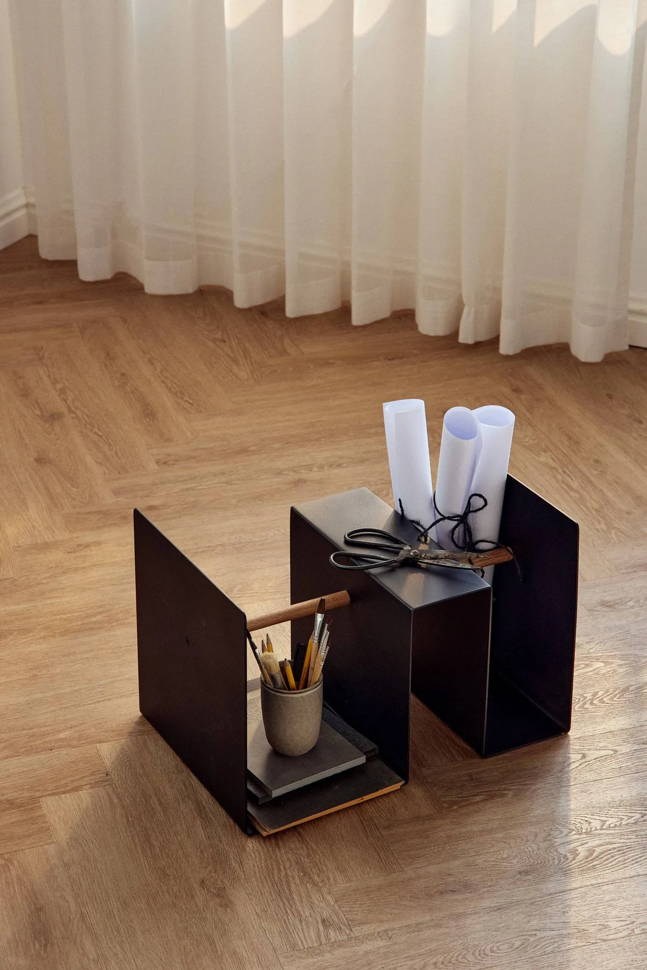 Edge side table, Black (black) Andersen Furniture