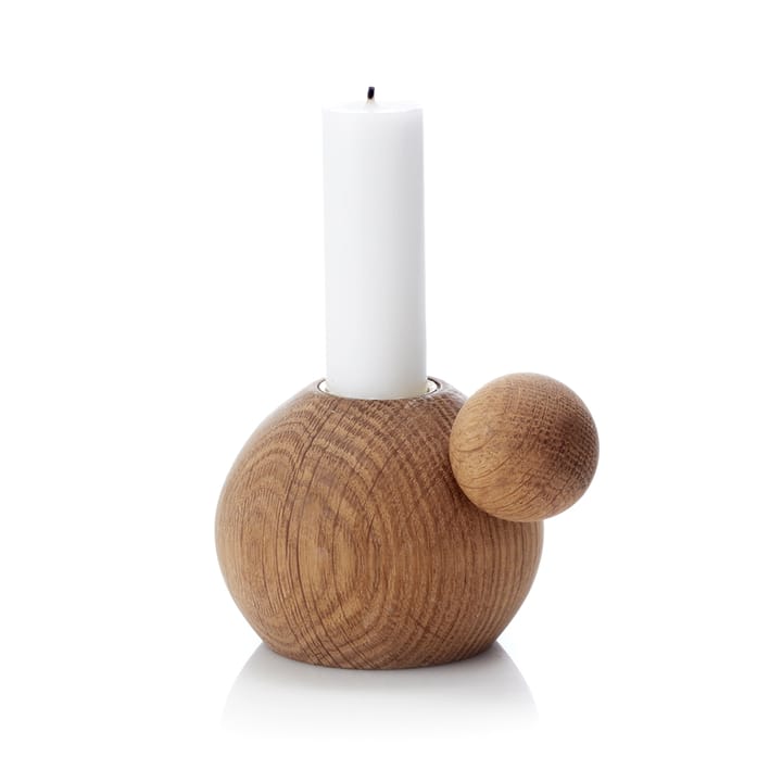 RoundNround candle sticks, oiled oak Applicata