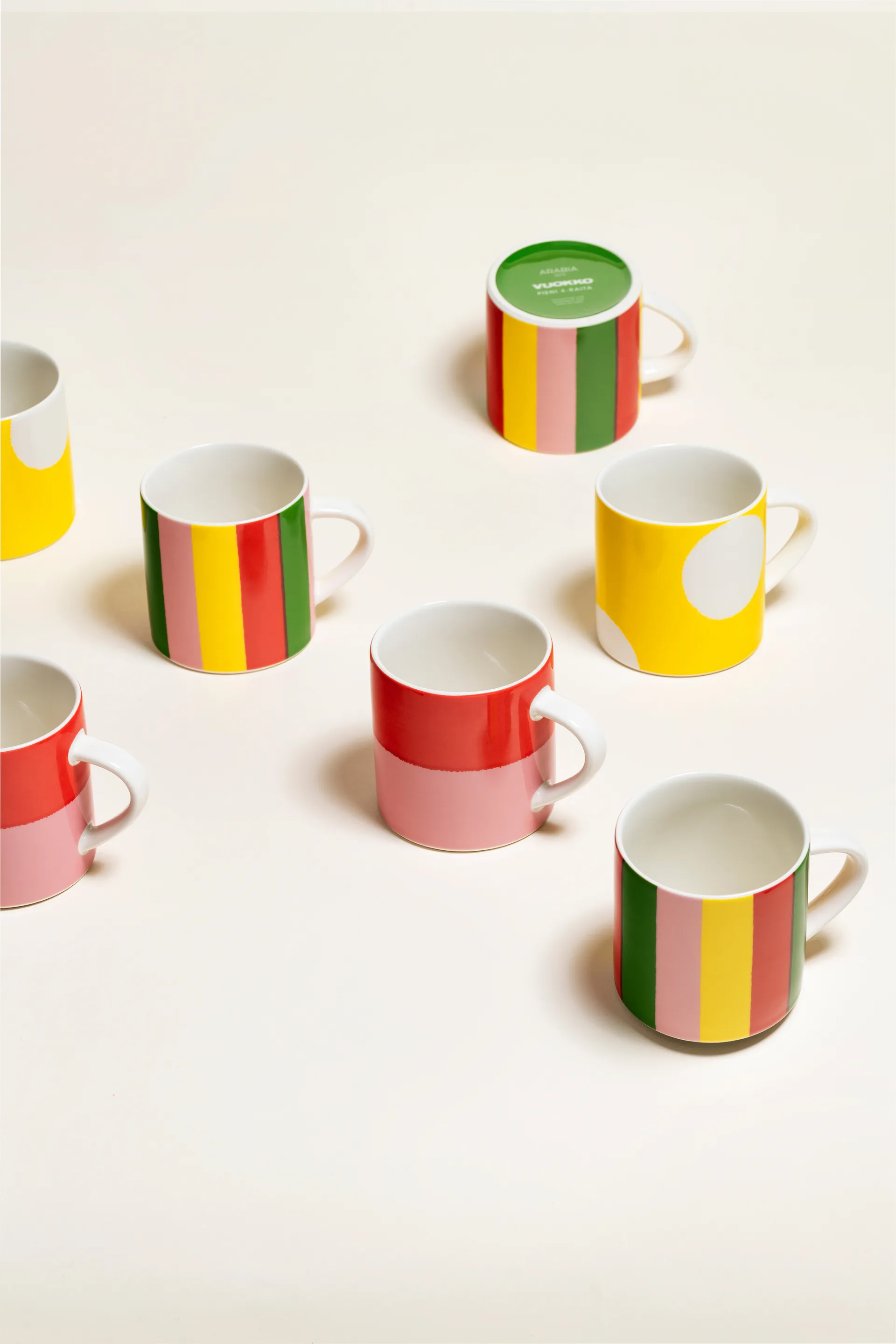 Vuokko mug 35 cl, Small 4-strip Arabia