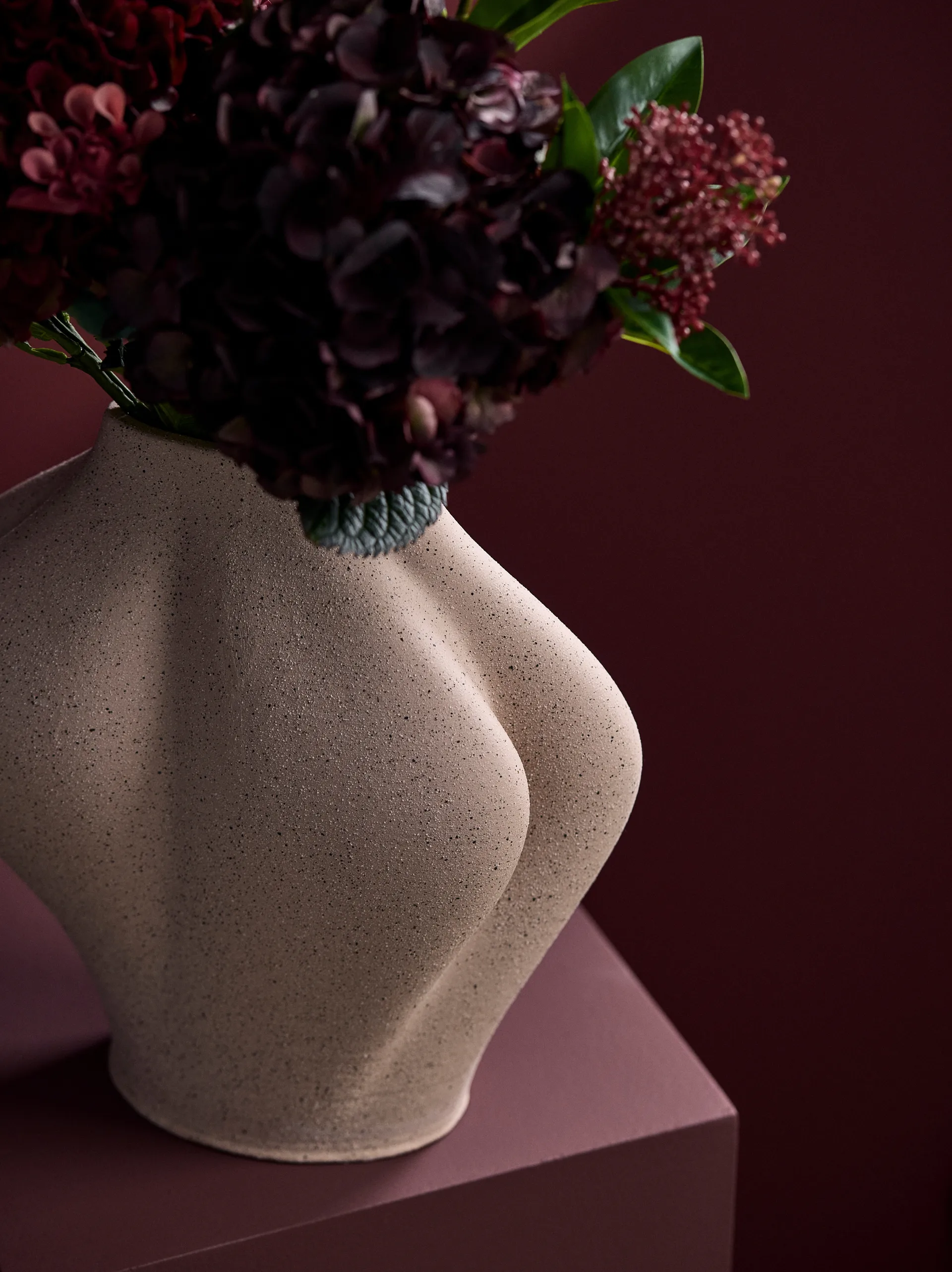 Saltare vase, Rose, Ø13.8x30 cm AYTM