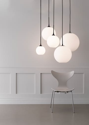 Capo pendant lamp Ø30 cm - Black - Belid