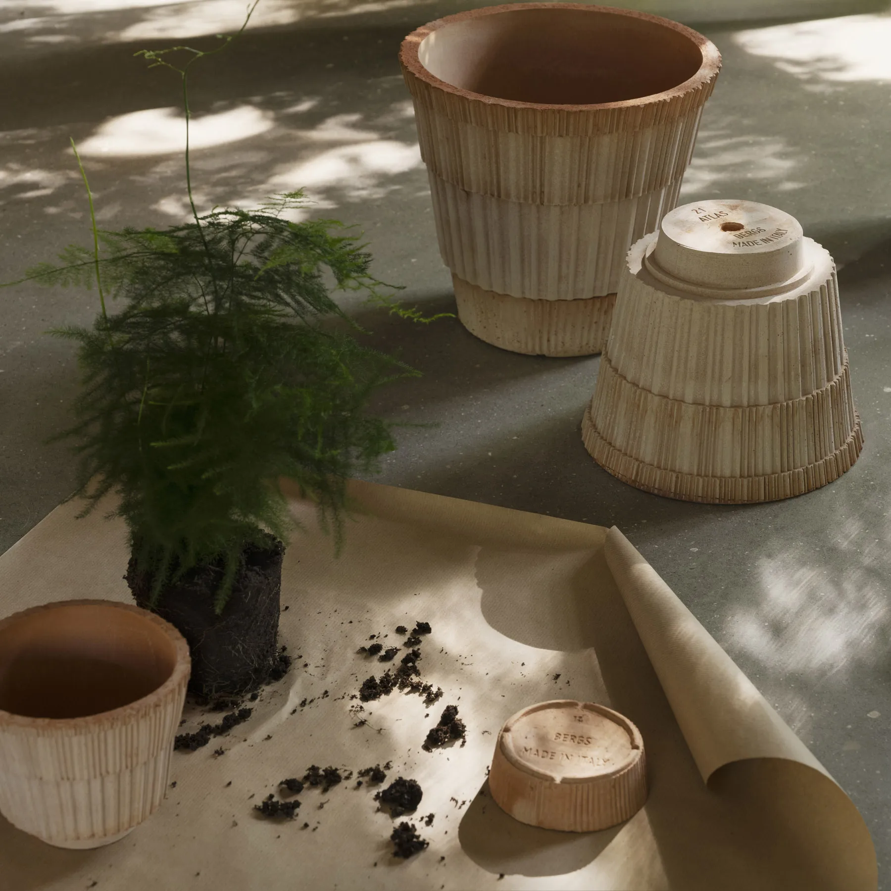 Atlas raw pot with saucer, Pink, Ø21 cm Bergs Potter