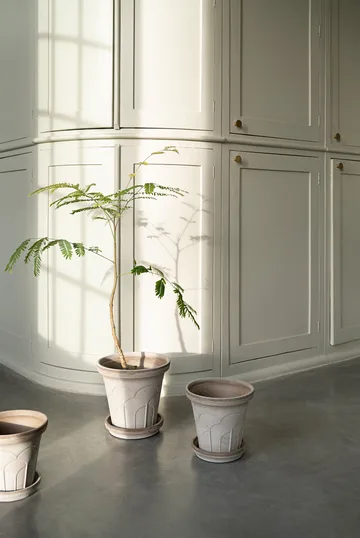 Fleur pot with saucer, 2 pieces - Grey, Ø16 cm - Bergs Potter