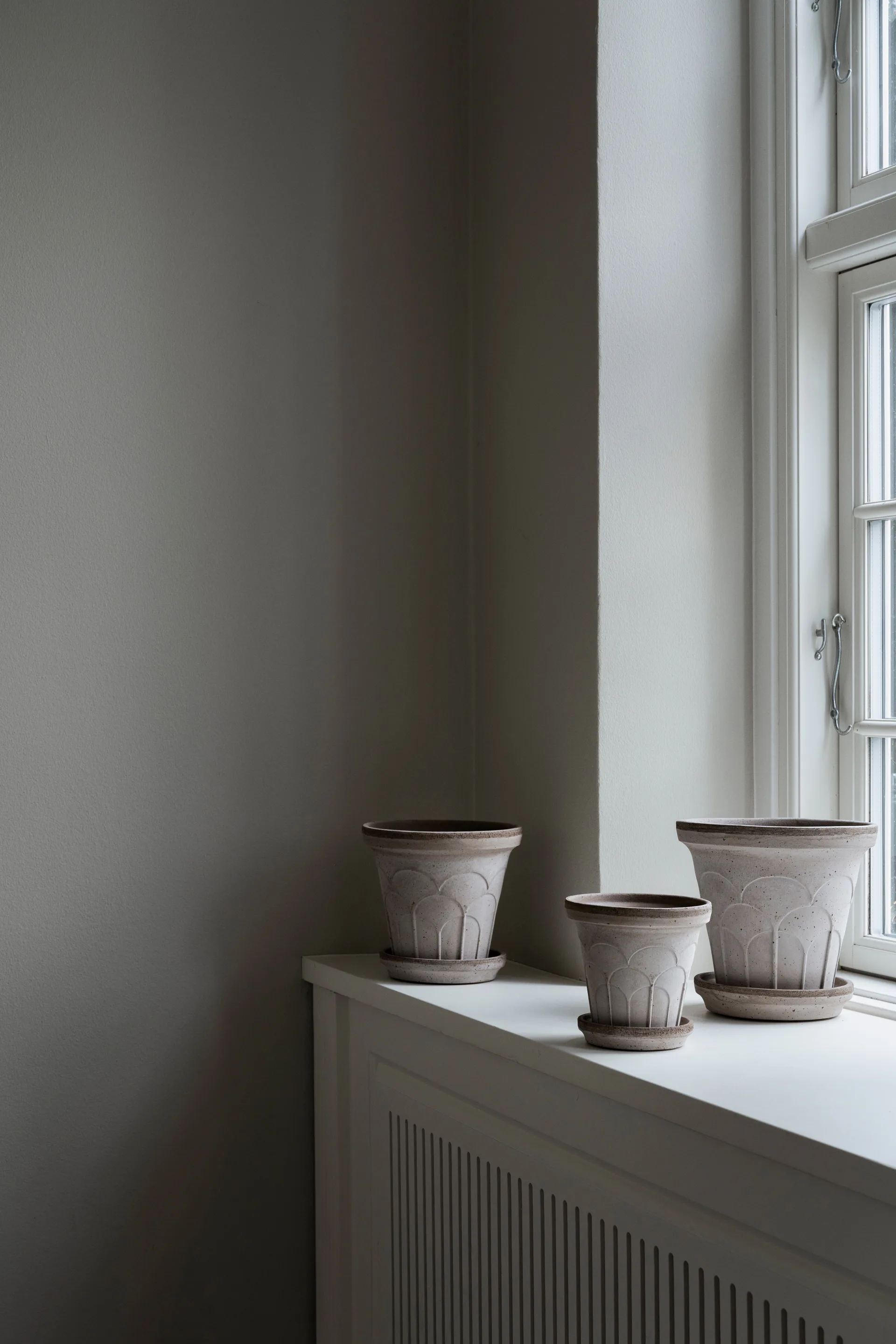 Fleur pot with saucer, 2 pieces, Grey, Ø18 cm Bergs Potter