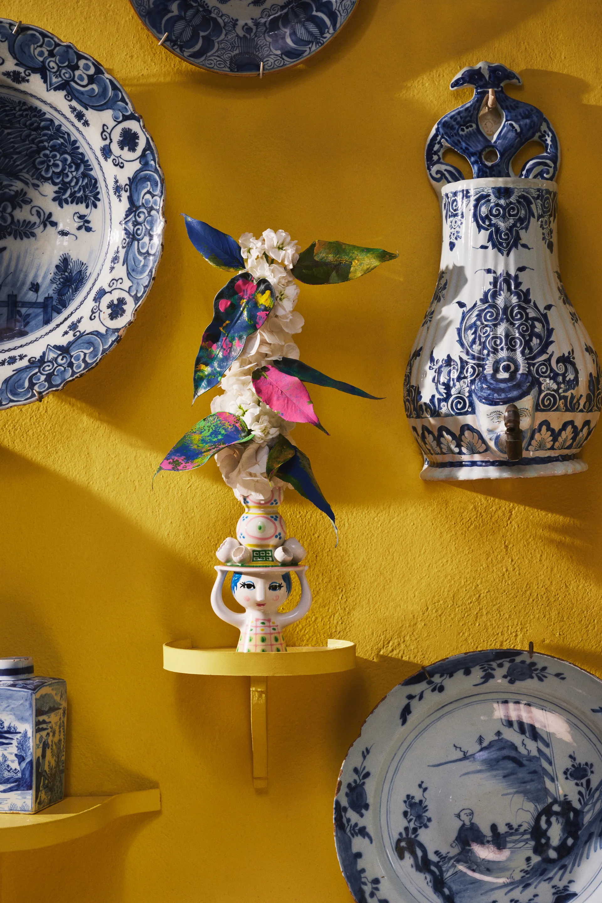 Lady with hat candle holder H16 cm, Pink Bjørn Wiinblad