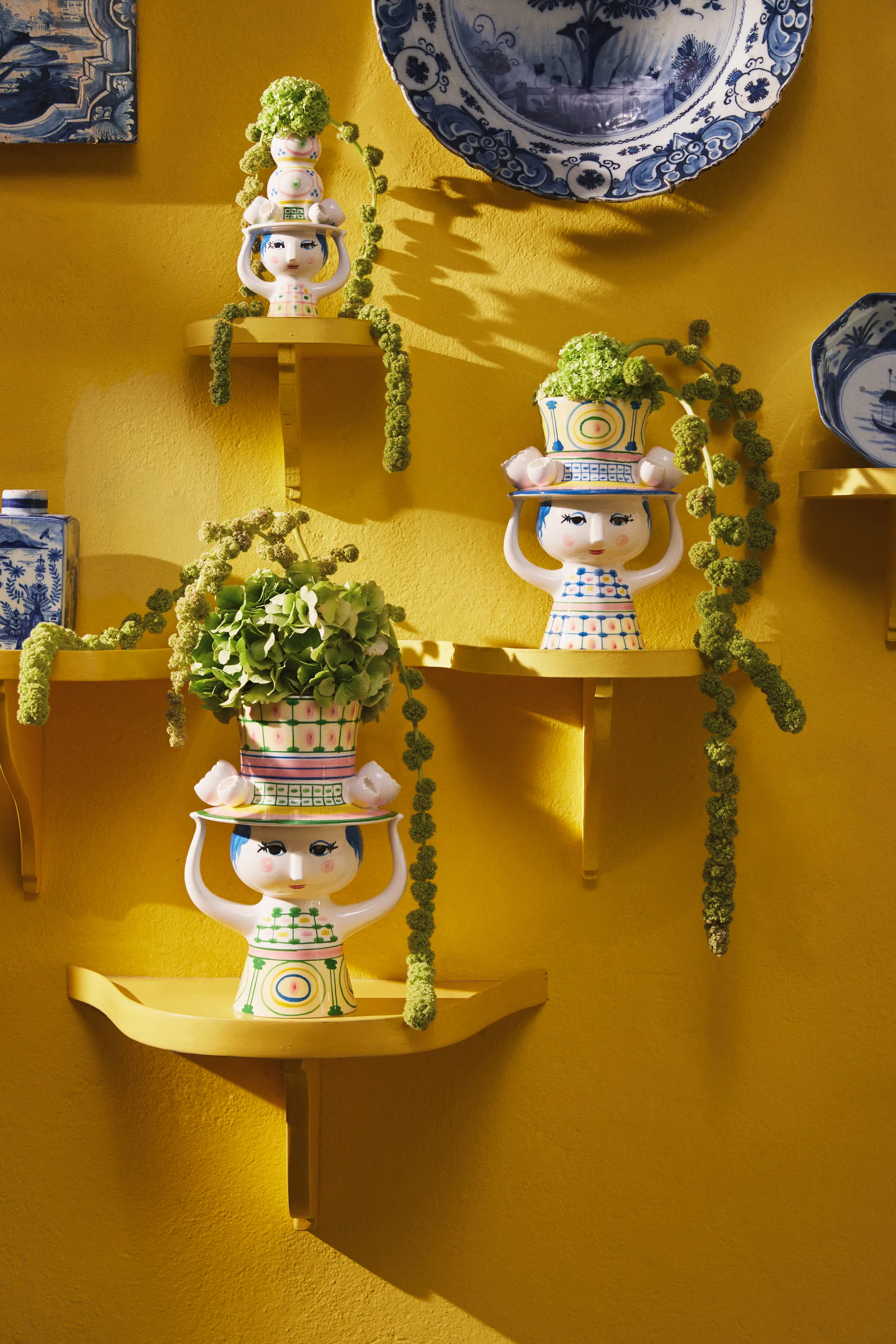 Lady with hat candle holder H16 cm, Pink Bjørn Wiinblad