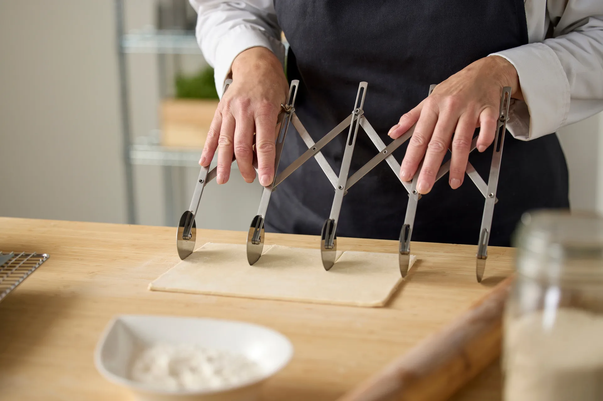Blomsterbergs dough cutter with 5 wheels, Steel Blomsterbergs