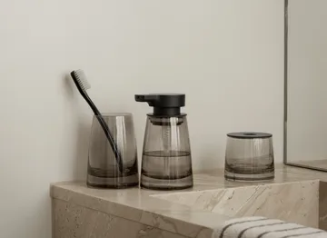 Ava toothbrush mug - Black - blomus