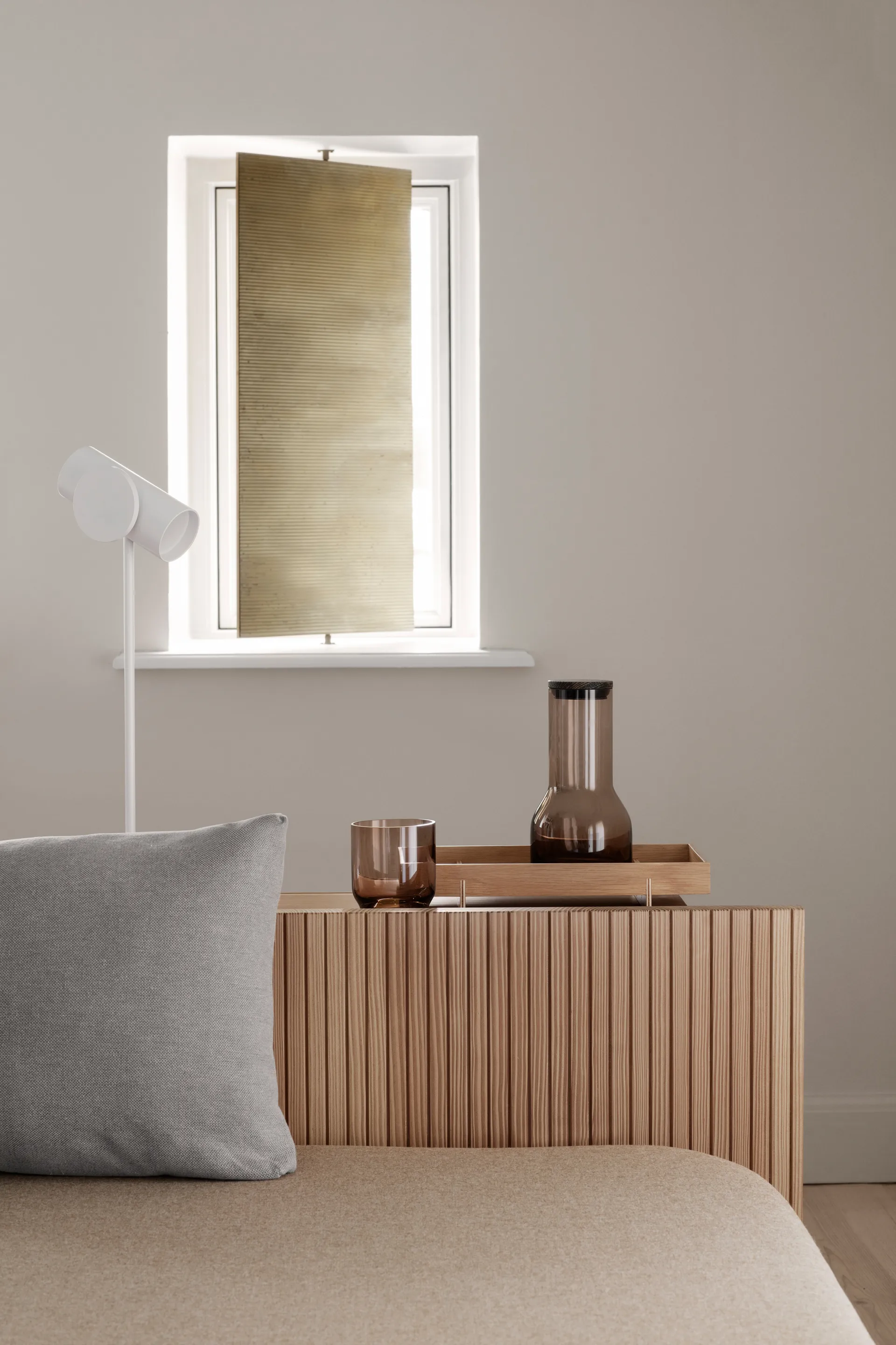 Stage table lamp, Lily white blomus