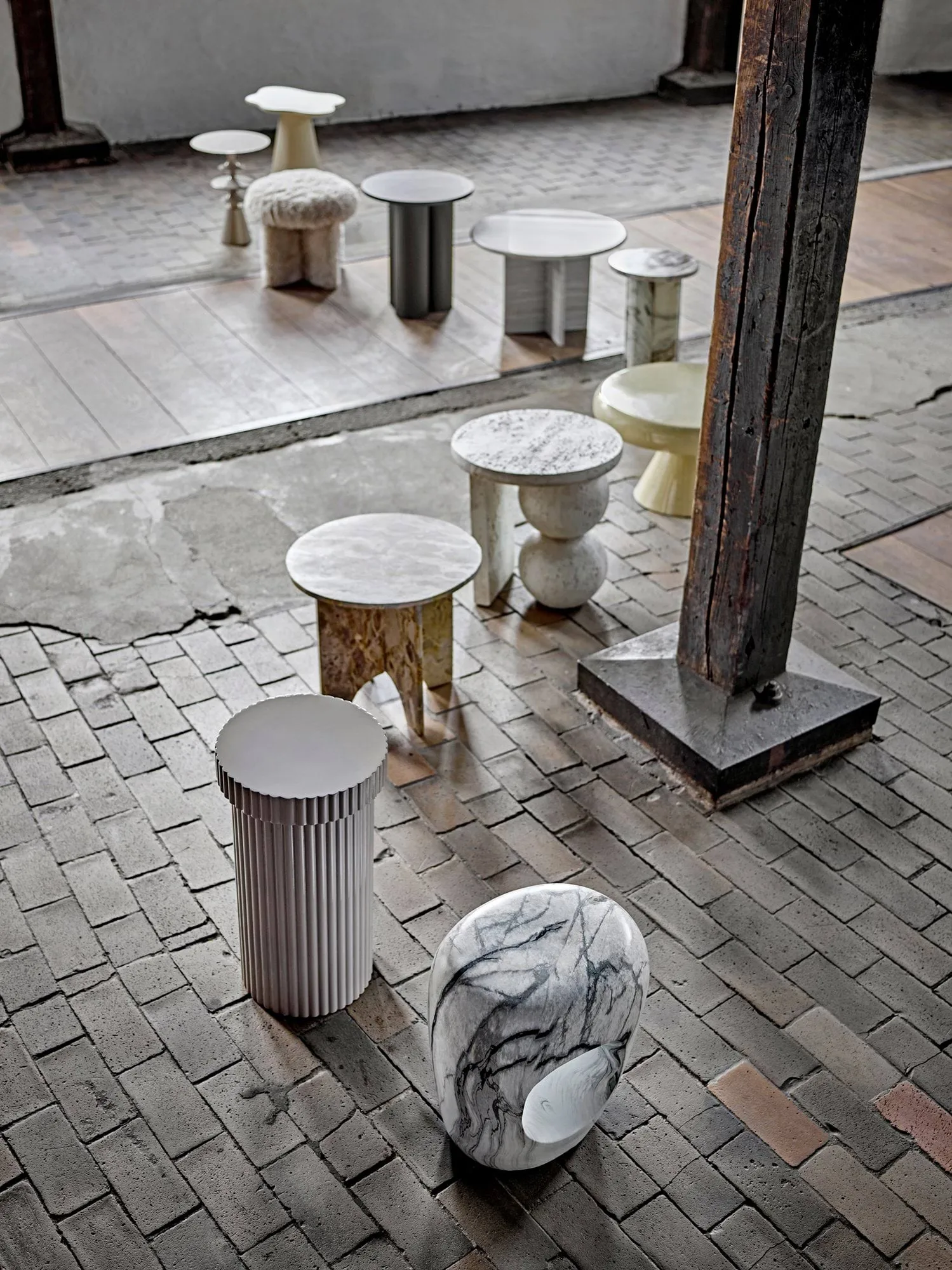 Jasmia side table, Nature, Ø30 cm Bloomingville