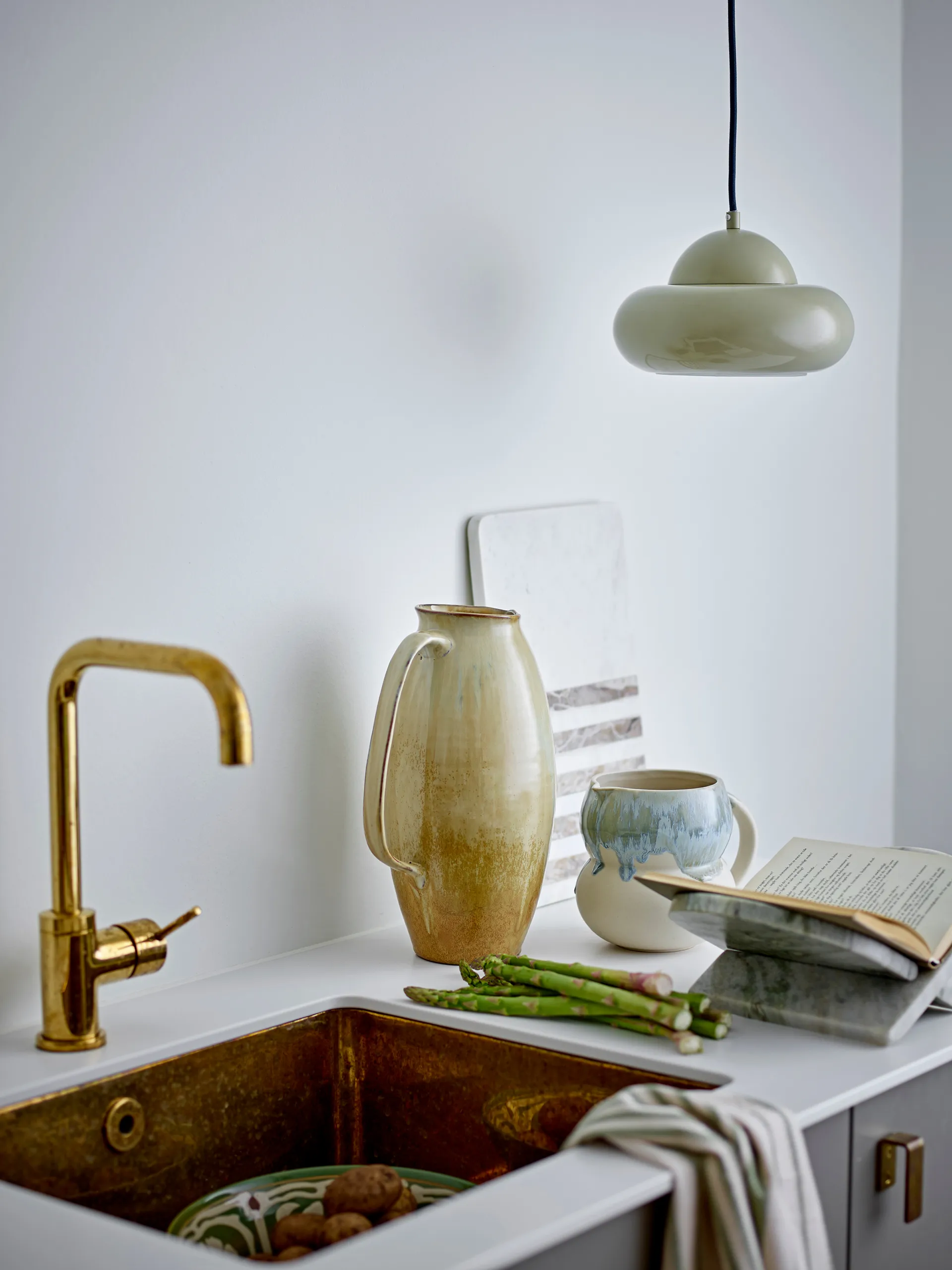 Luna milk jug 1.5 L, Blue Bloomingville