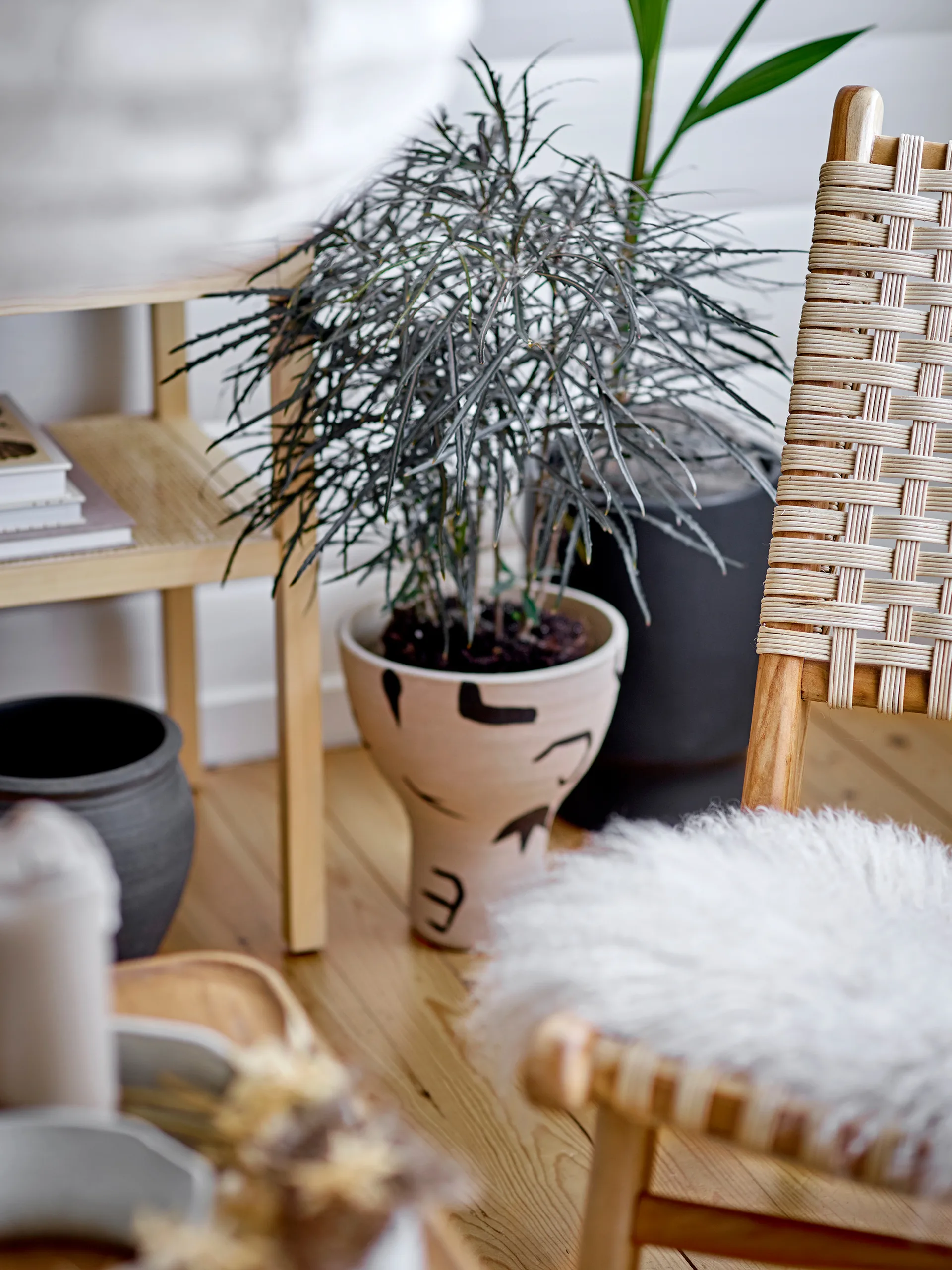 Mac flower pot Ø24.5 cm, Black Bloomingville