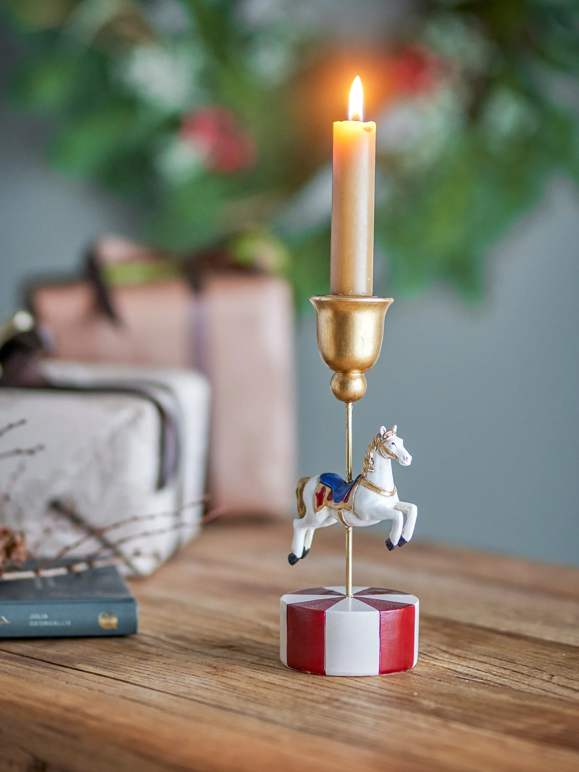 Merry-go-round candlestick, White Bloomingville