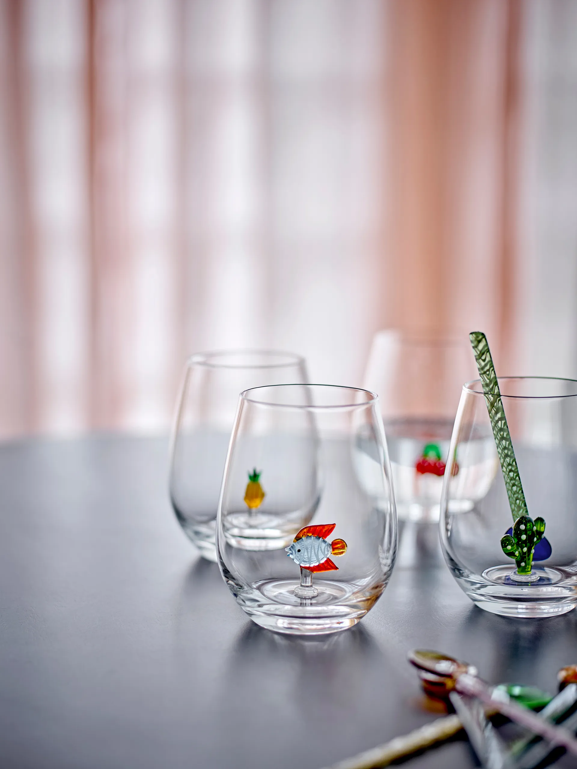 Misa drinking glass 56 cl, Clear-pineapple Bloomingville