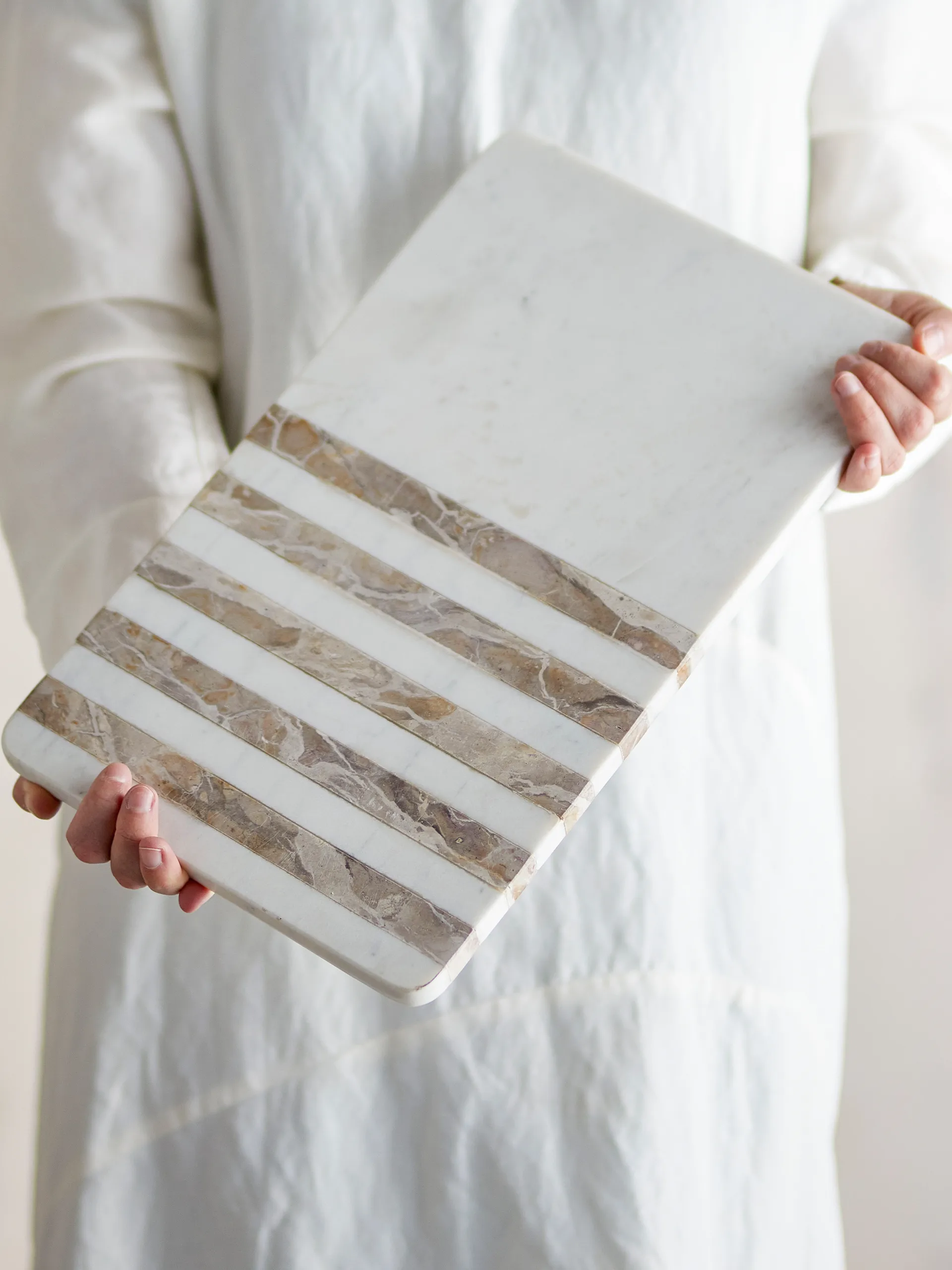 Novelle cutting board marble 38x22.5 cm, White Bloomingville