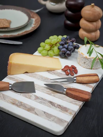 Novelle cutting board marble 38x22.5 cm - White - Bloomingville