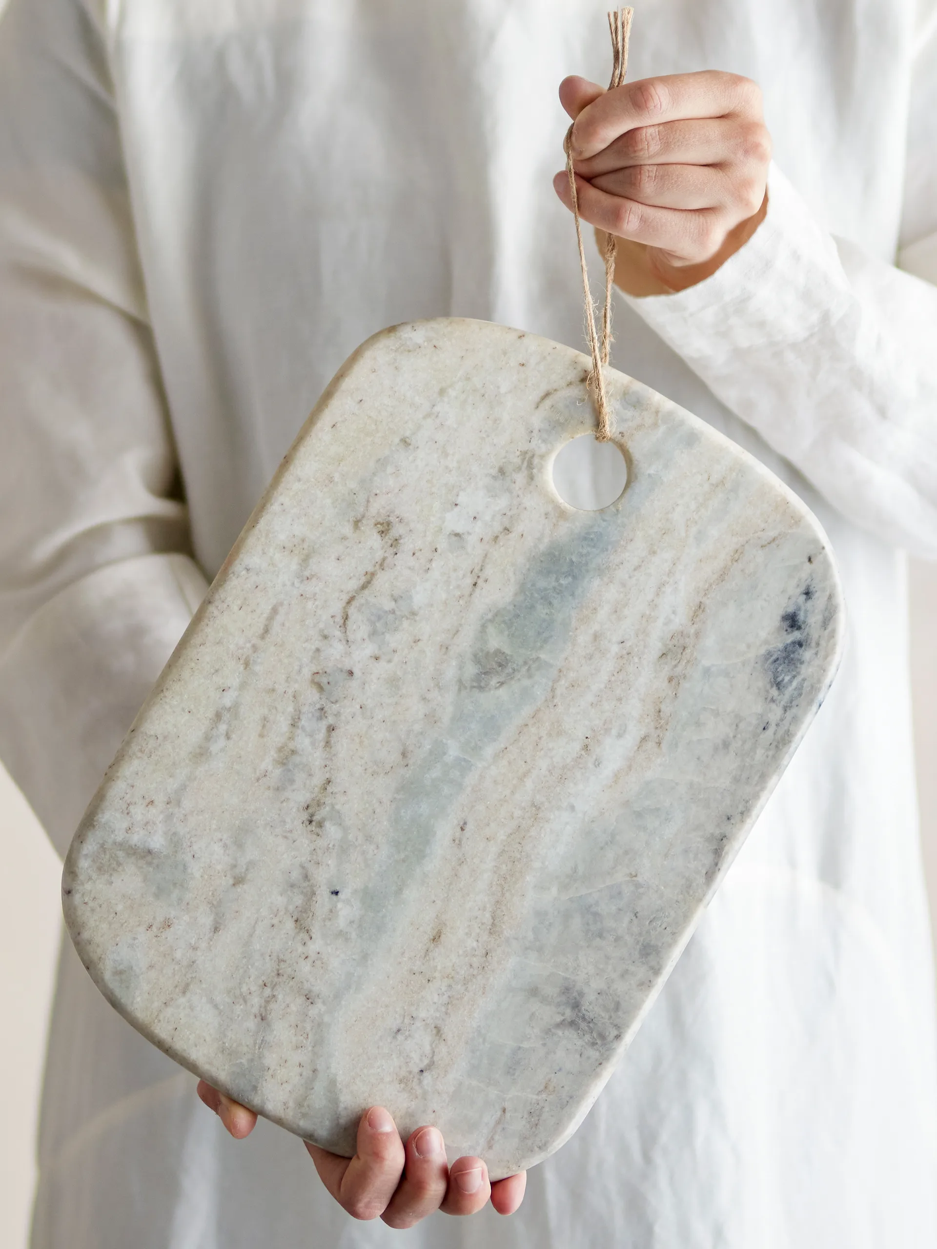Sibelle marble cutting board 30.5x22.5 cm, Natural Bloomingville