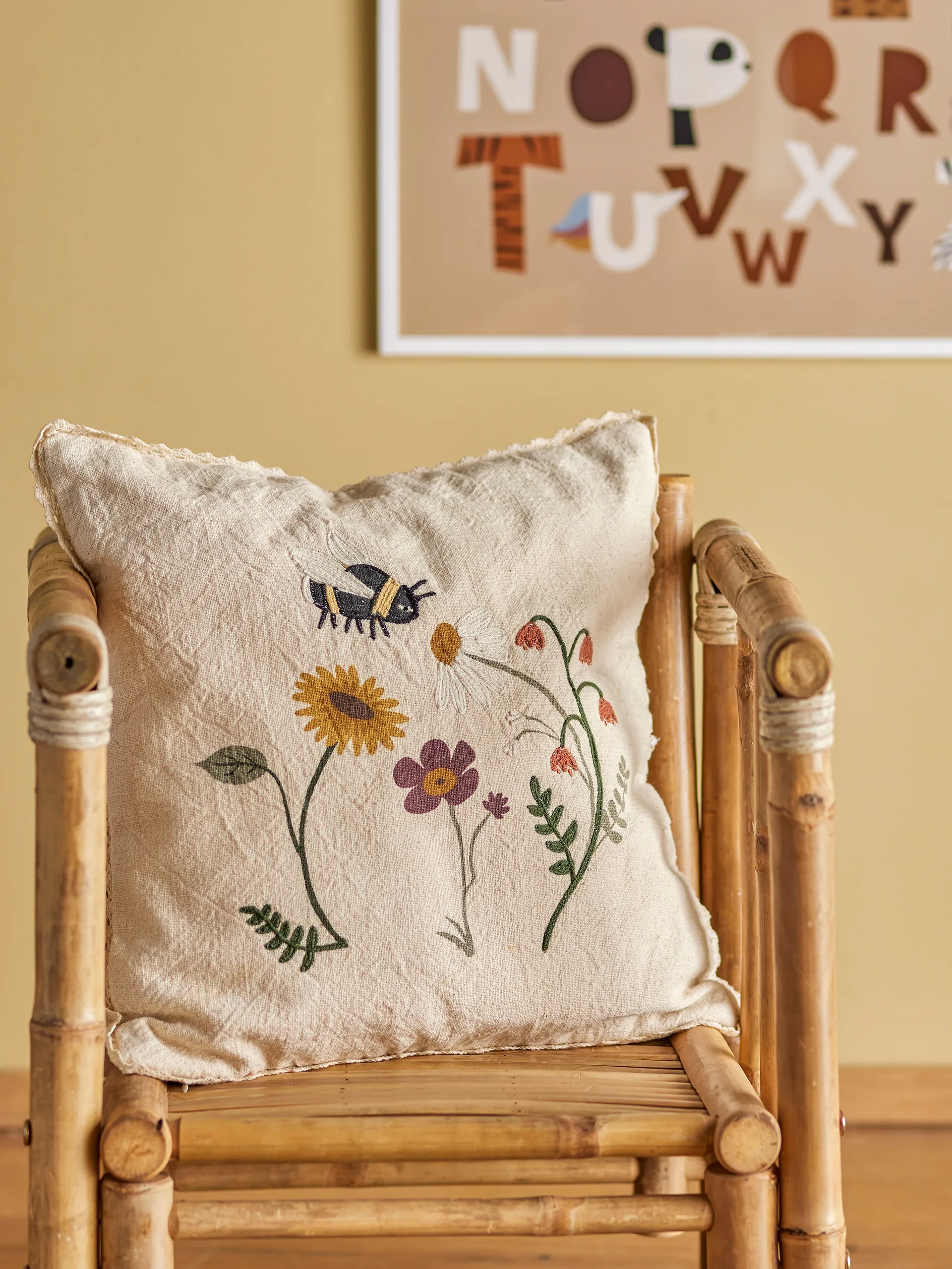 Tibbe cushion 40x40 cm, Nature floral Bloomingville