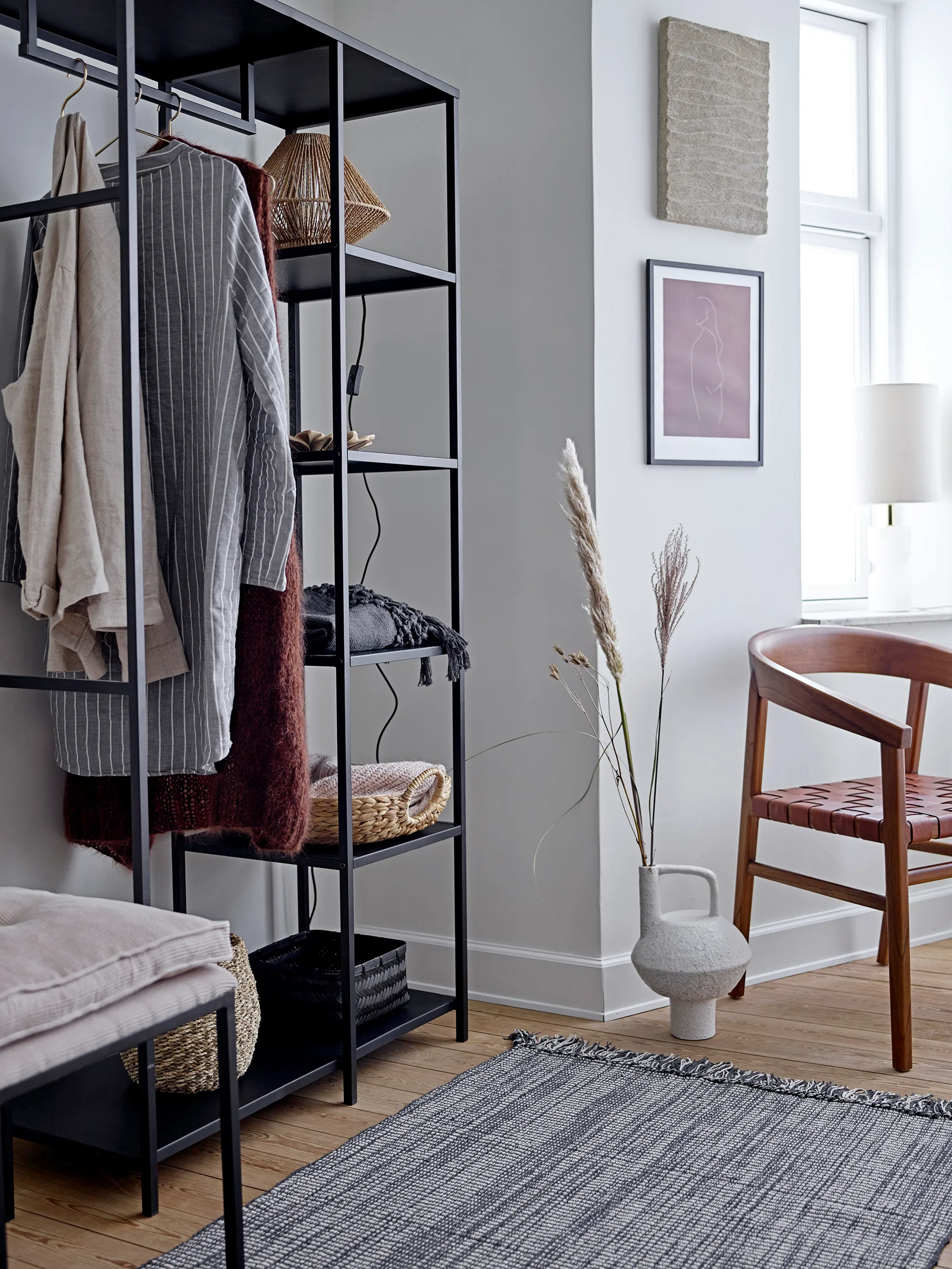 Vitus chair, Brown Bloomingville