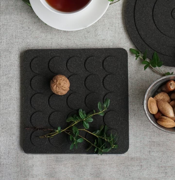 Dots square trivet 20x20 cm, Black Born In Sweden