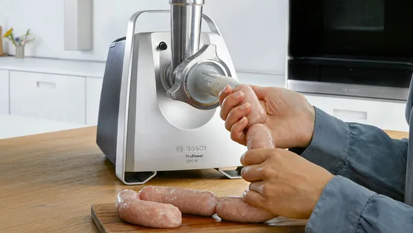 Bosch ProPower MFW68660 meat grinder 2200W, Black-chrome Bosch