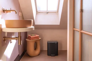 Bo pedal bin 12 L - Matt Black - Brabantia