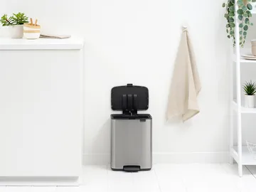 Bo pedal bin 12 L - Matte Steel Fingerprint Proof - Brabantia