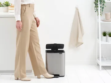 Bo pedal bin 12 L - Matte Steel Fingerprint Proof - Brabantia