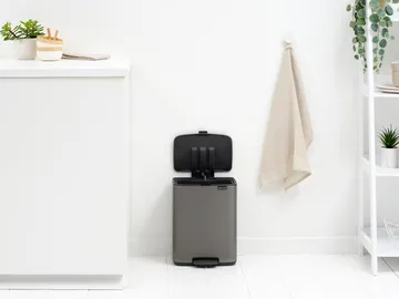 Bo pedal bin 12 L - Platinum - Brabantia