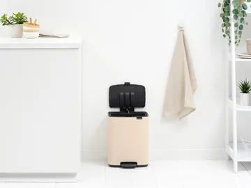 Bo pedal bin 12 L - Soft Beige - Brabantia