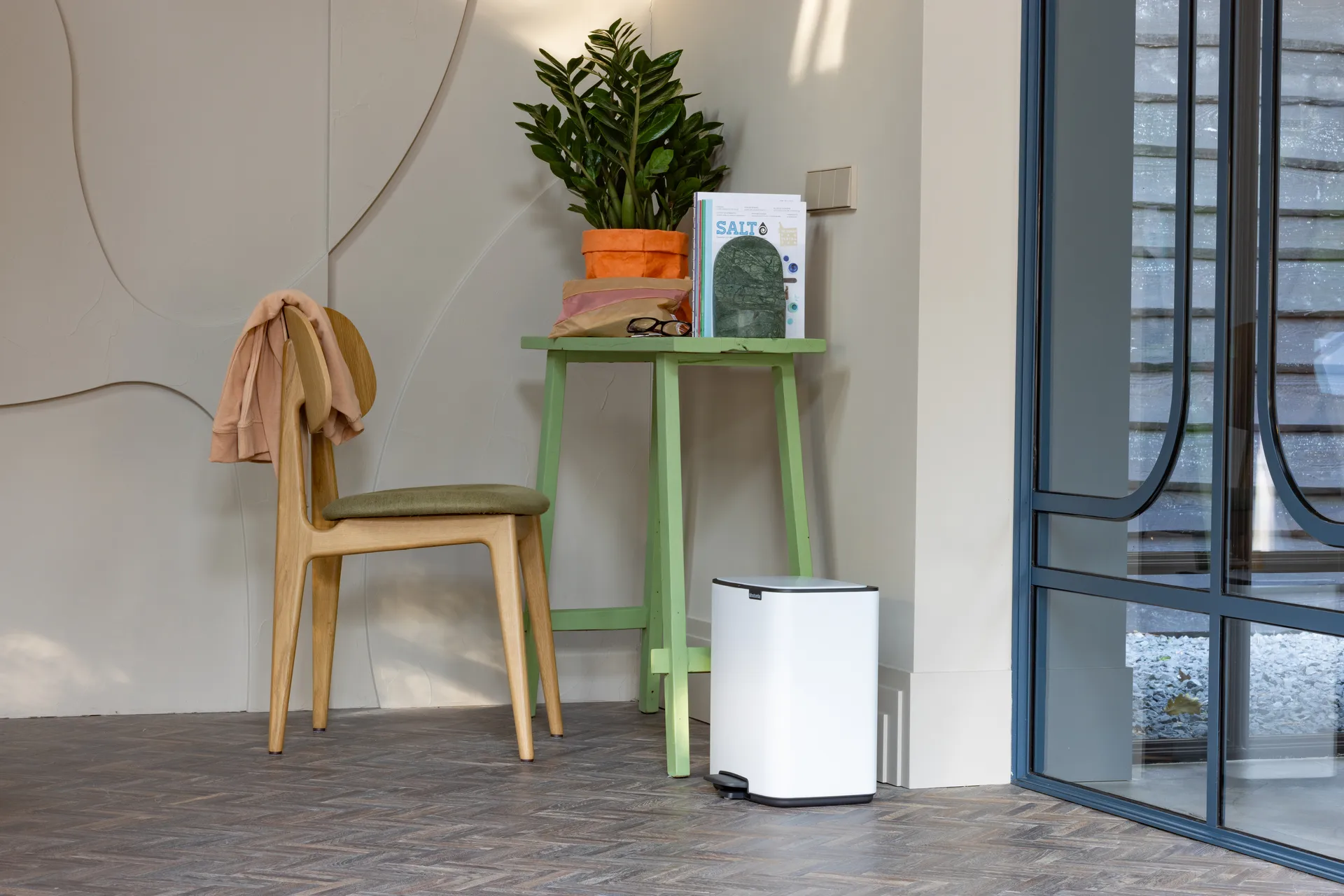 Bo pedal bin 12 L, White Brabantia