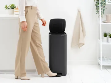 Bo pedal bin 30 L - Mineral Infinite Grey - Brabantia