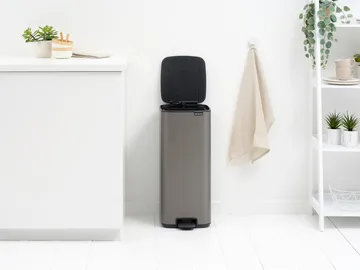 Bo pedal bin 30 L - Platinum - Brabantia