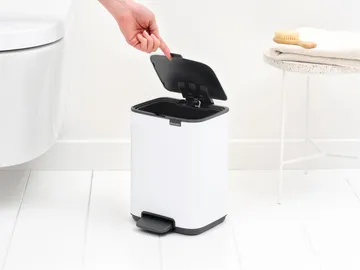 Bo pedal bin 4 L - White - Brabantia