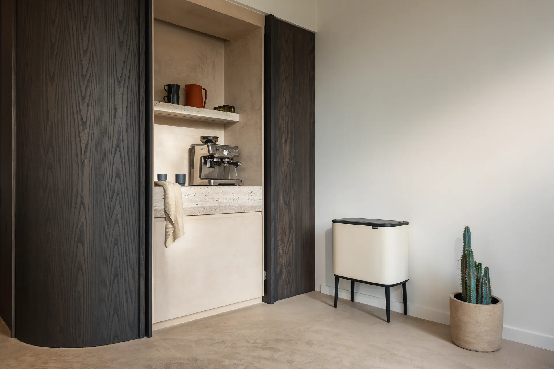 Bo touch bin 11+23 litre, Soft beige Brabantia