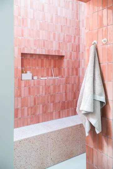 Brabantia ReNew shower scraper - Soft Beige - Brabantia