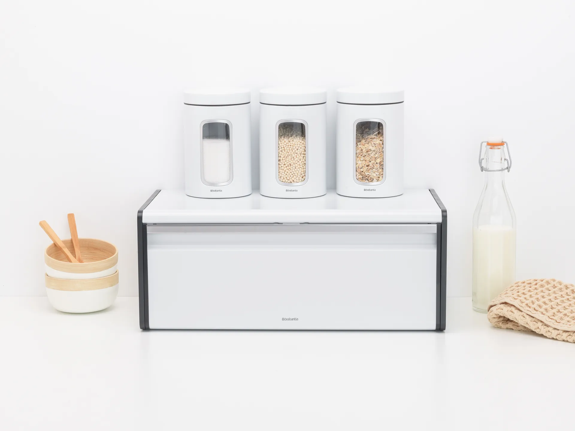 Fall Front bread bin, white-black Brabantia