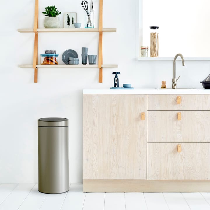 Touch Bin waste bin 30 liters, platinum Brabantia