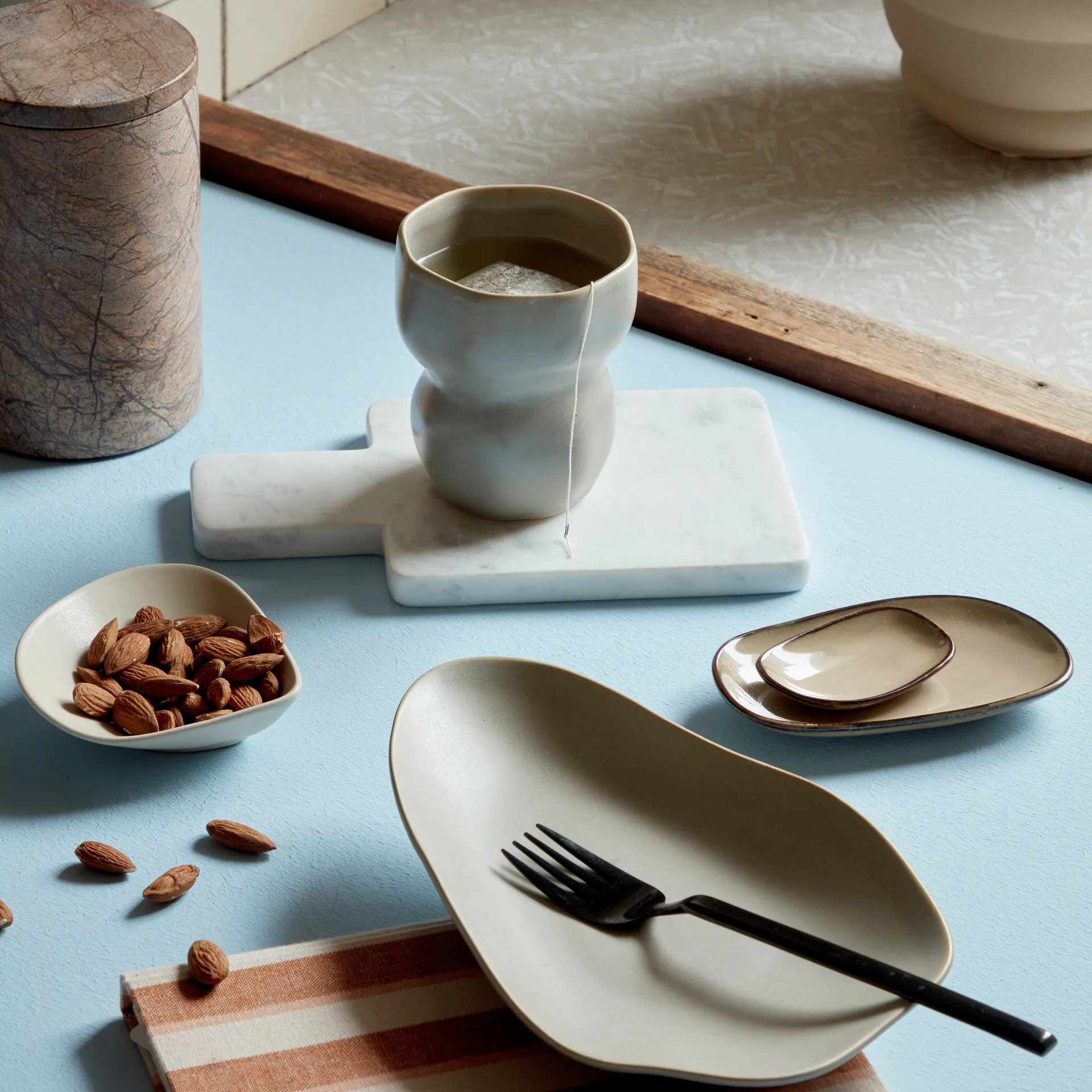 Limfjord mug 35 cl, soft brown Broste Copenhagen