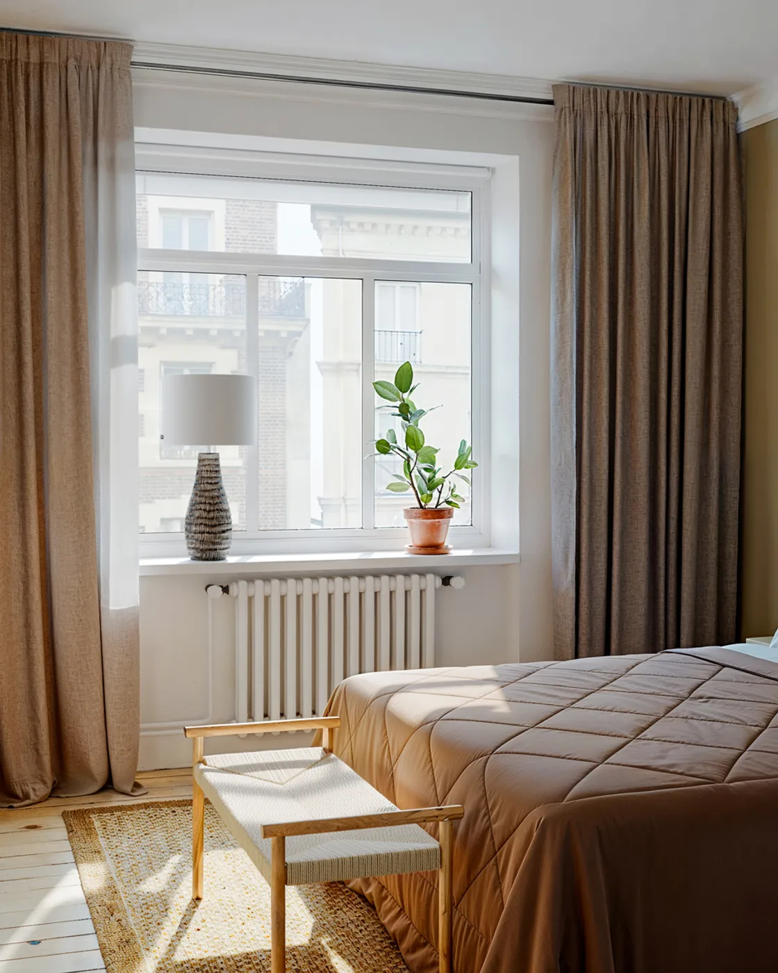 Bartha table lamp 74 cm, Brown-beige By Rydéns