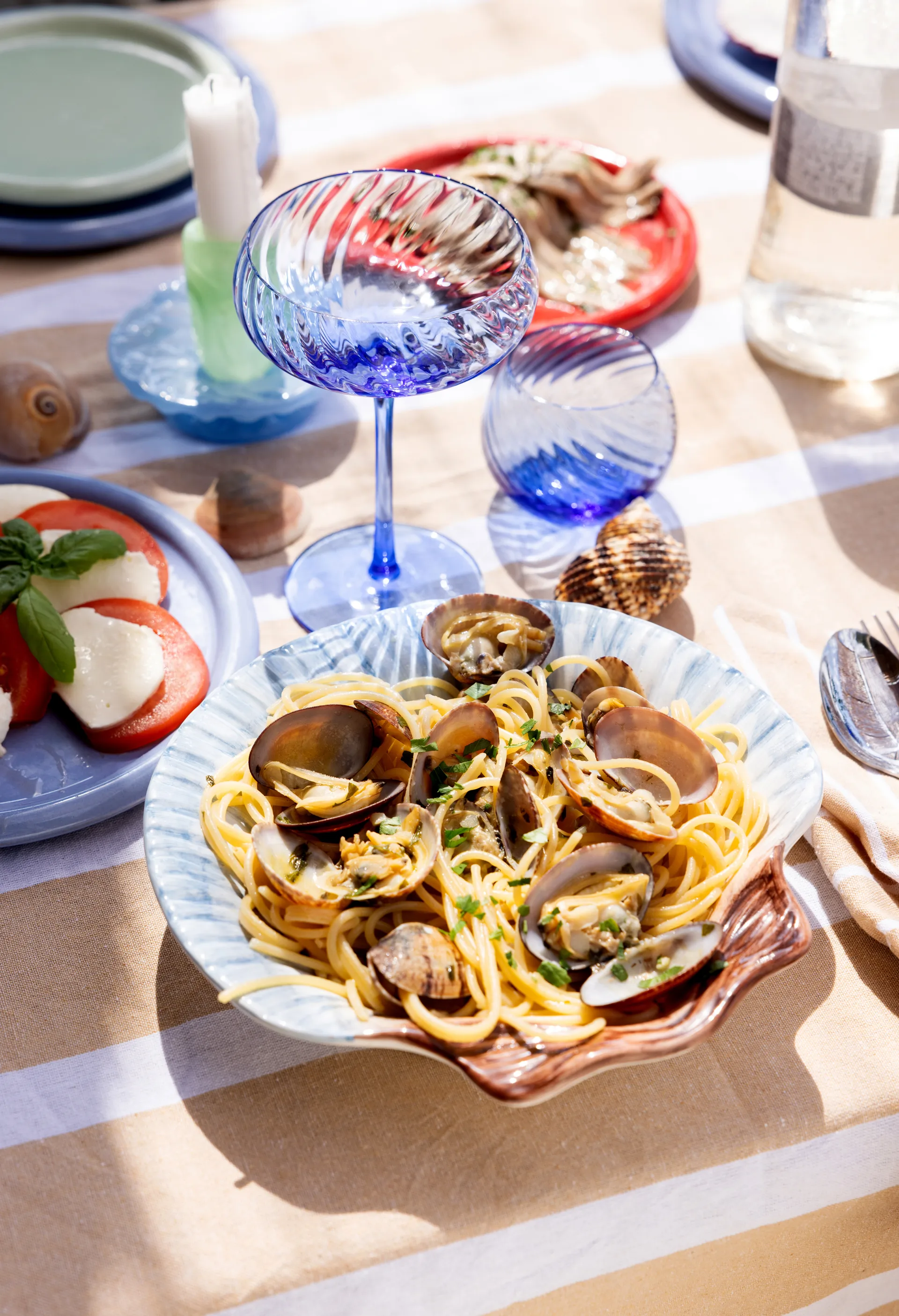 Armona plate 23.5x23.5 cm, Light blue Byon