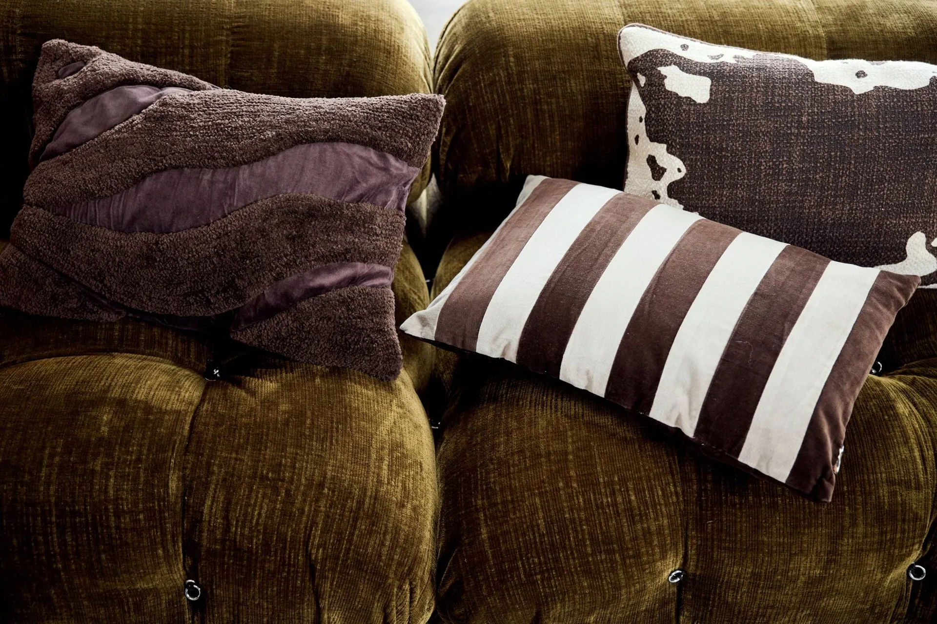 Fluffy cushion 50x50 cm, Brown, 40x60 cm Byon