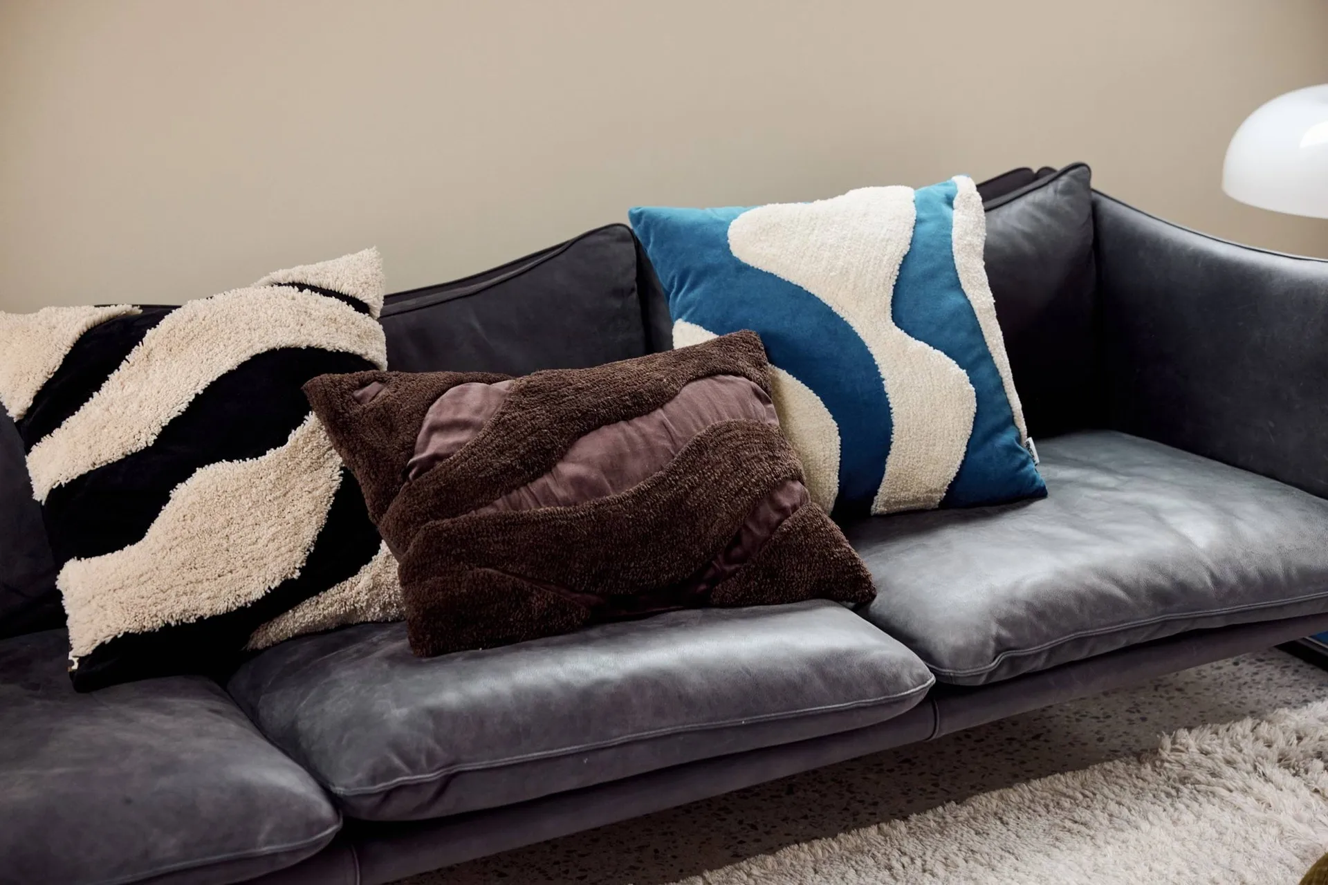 Fluffy cushion 50x50 cm, Brown, 40x60 cm Byon