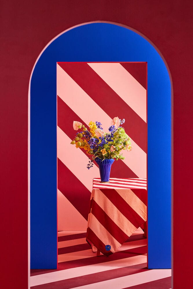 Leya stripe tablecloth 150x250 cm, Red-pink Byon
