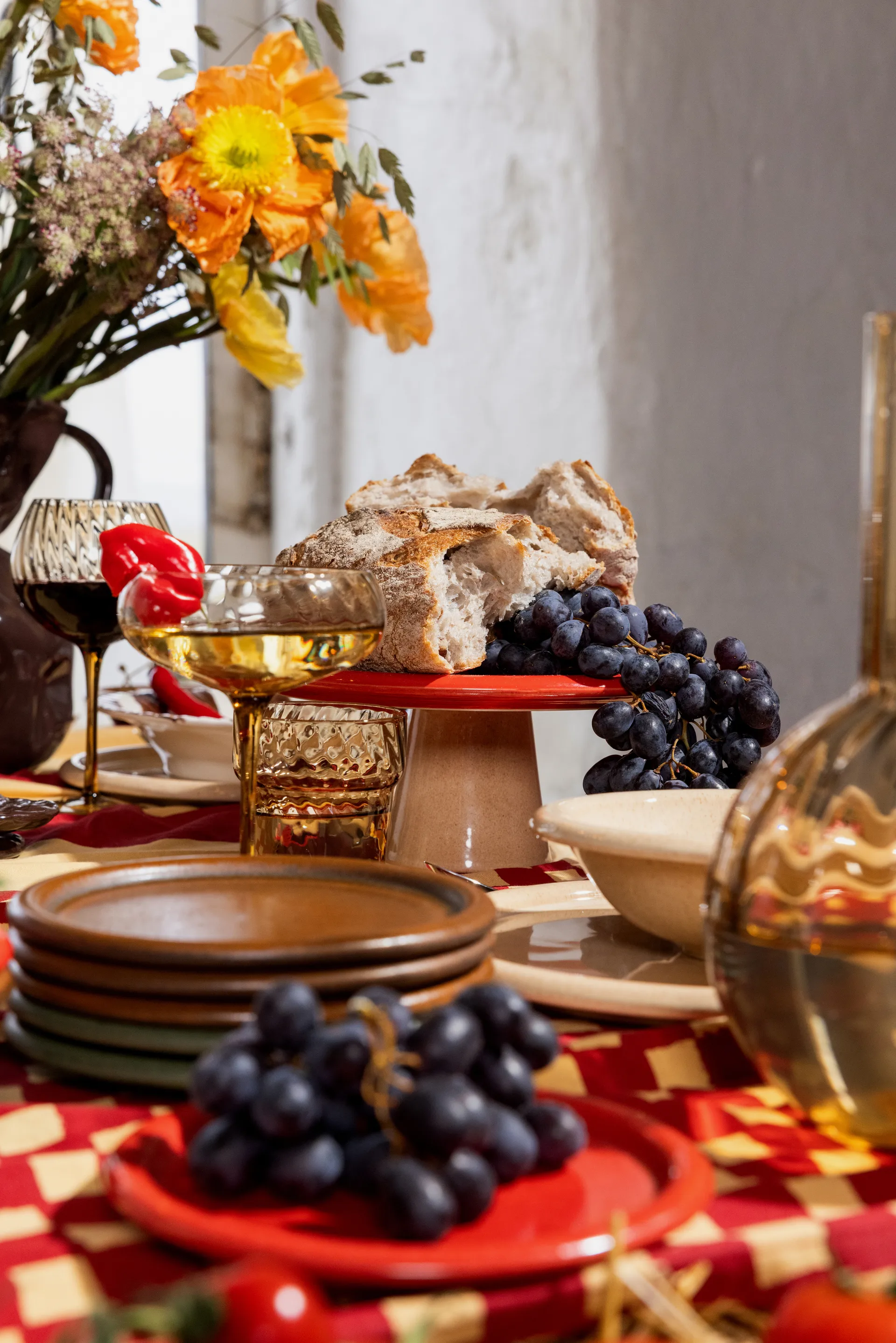 Porto cake plate Ø26x11 cm, Red-beige Byon