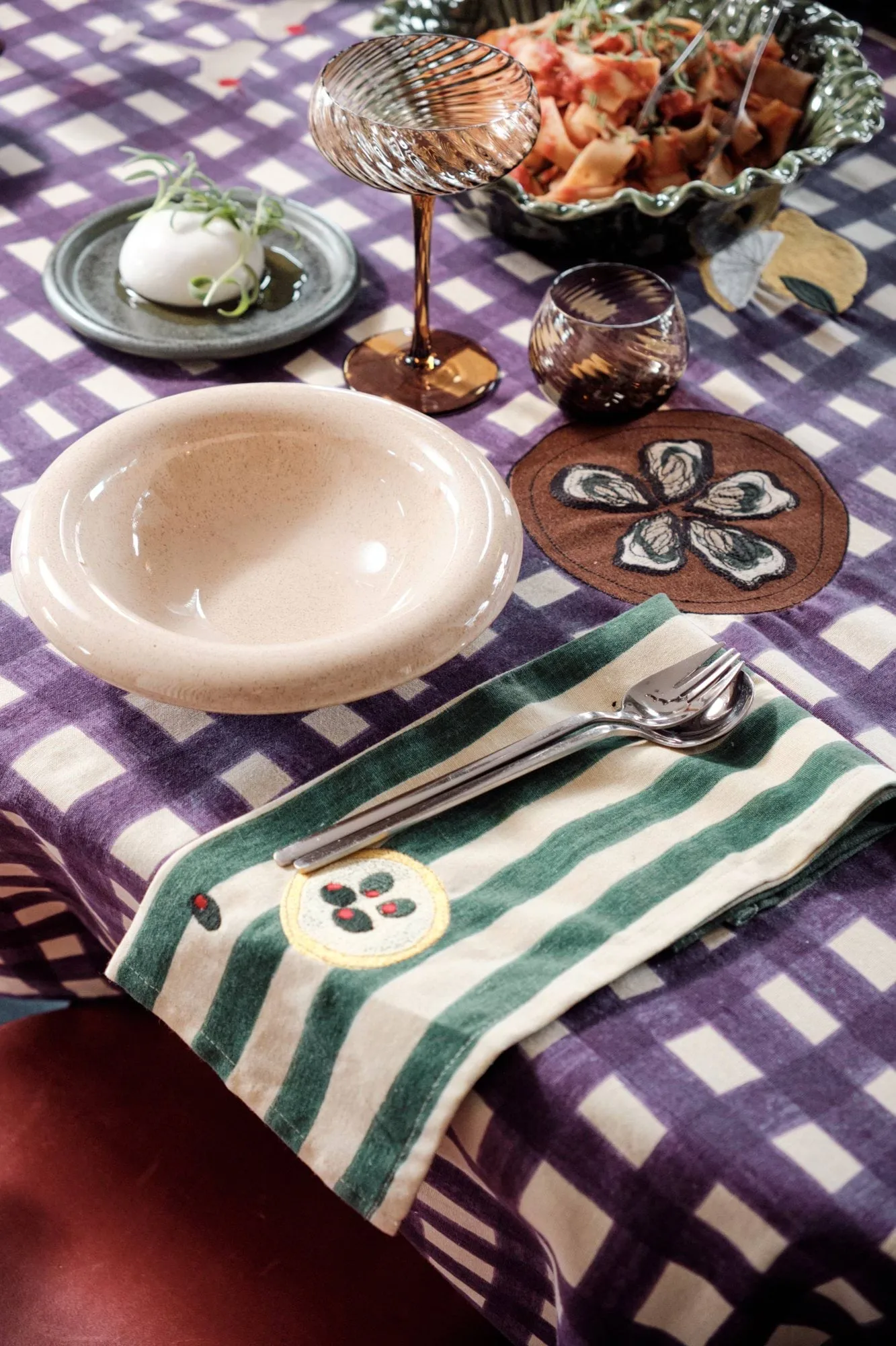 Sera tablecloth, Plum (purple), 150x280 cm Byon