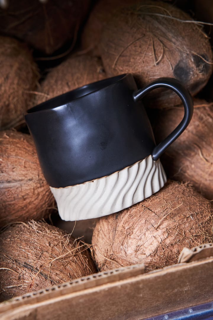 Swirl mug 38 cl, Black-beige Byon