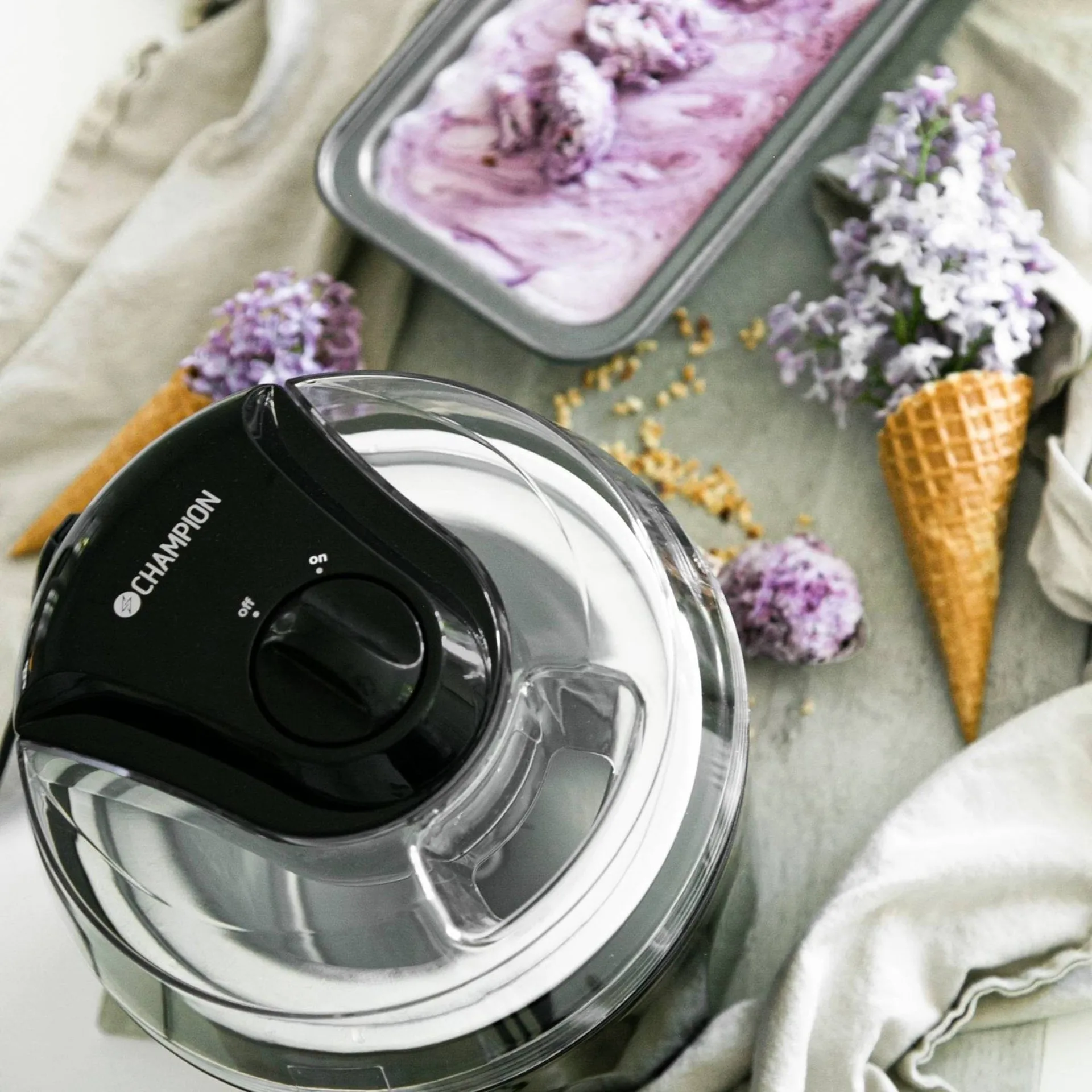 Champion ice cream maker, Black, 1.5 l Champion