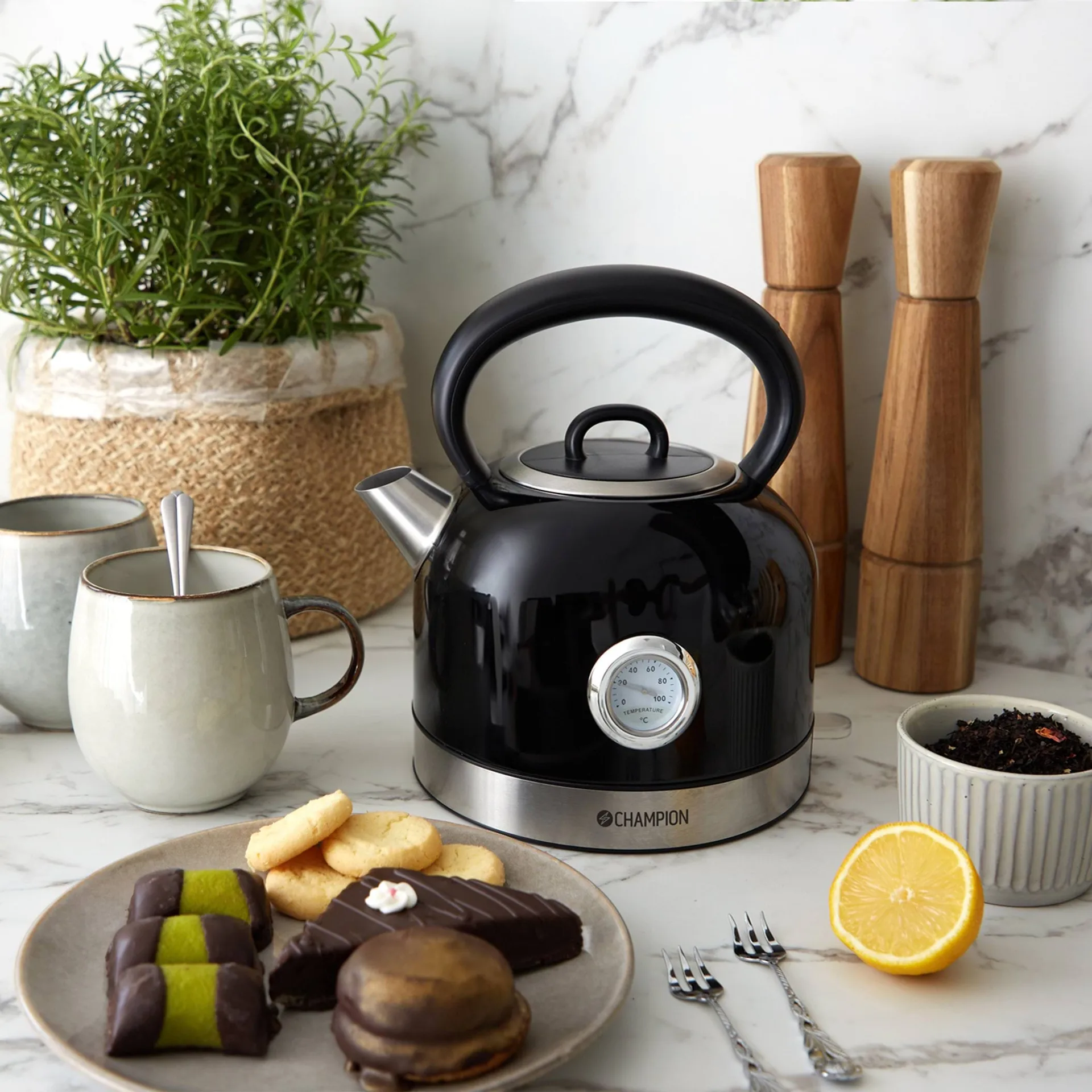 Champion Retro kettle, Black, 1.7 l Champion